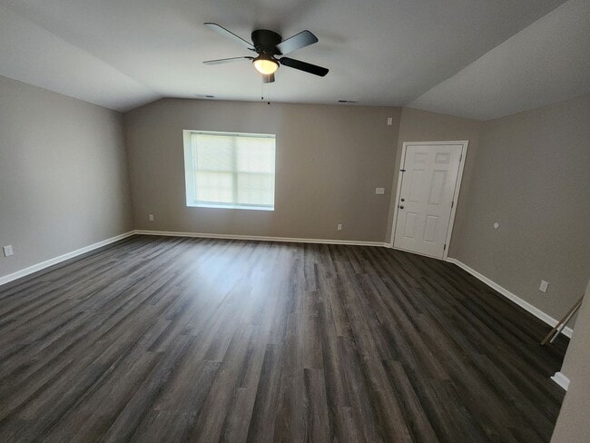 Photo - Renovated 2 bedroom 1 bath duplex unit with updated floors, bath, and kitchen!!