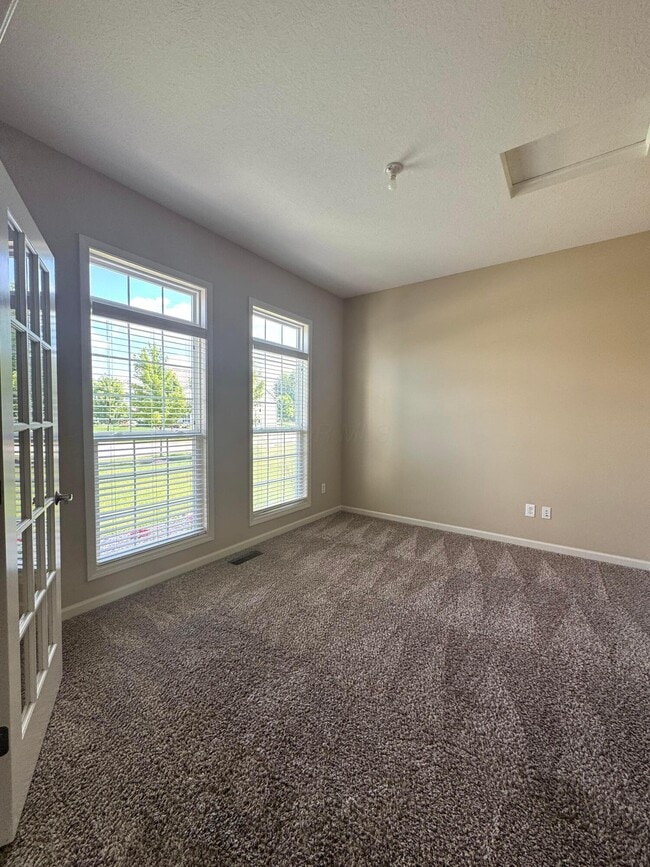 Photo - 1166 Lenox Ct