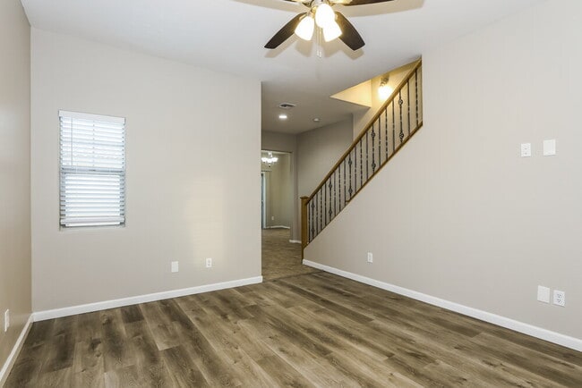 407 N Ranger Ct