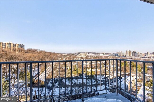 Building Photo - 2059 Huntington Ave Unit 1602