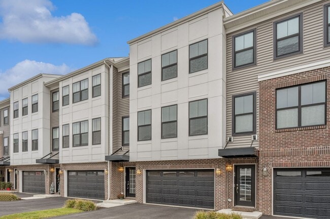 Photo - 46 Mariveles Way