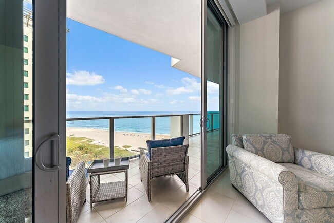 Photo - 3100 N Ocean Dr Unidad H1201