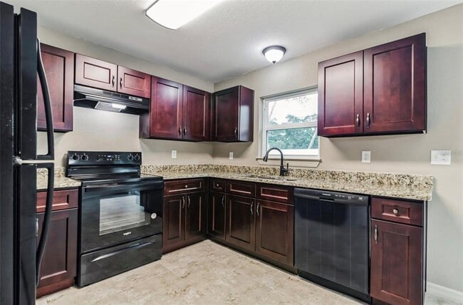 3468 SW 165th Loop