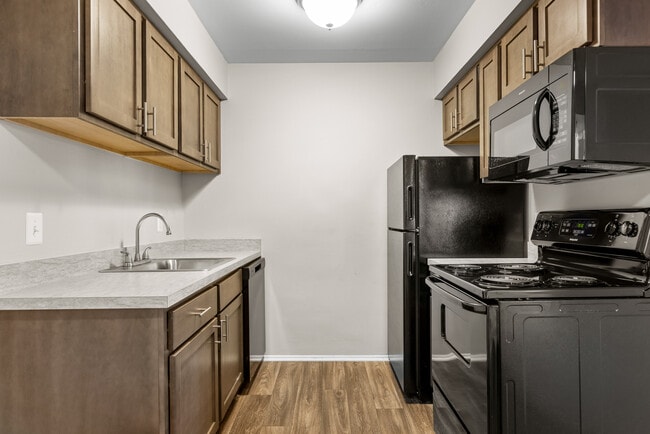 Kitchen - 1/1 Deluxe