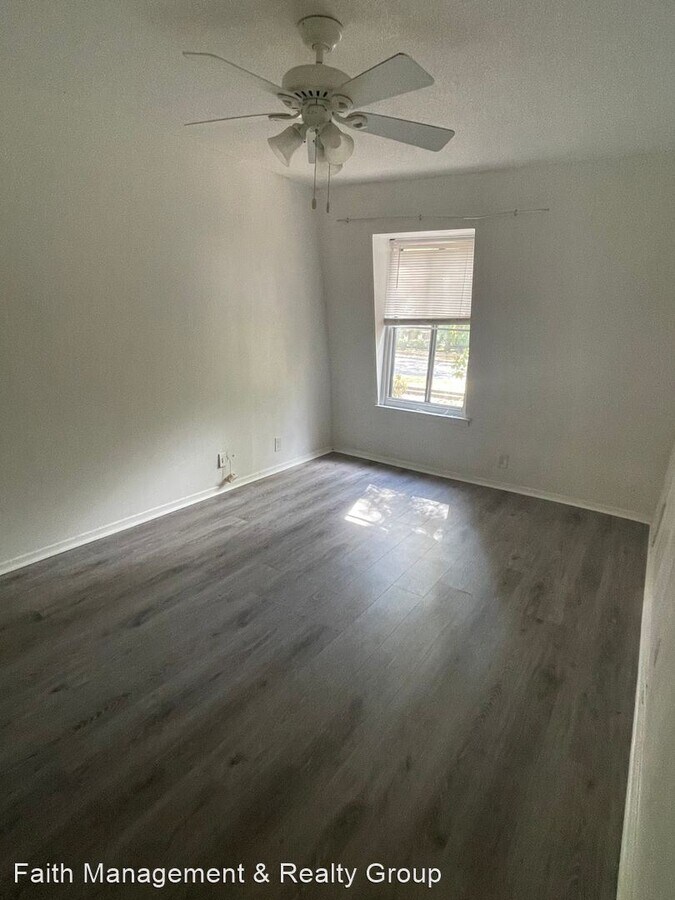 Photo - 2 br, 1.5 bath House - 6637 Poplar Woods C...