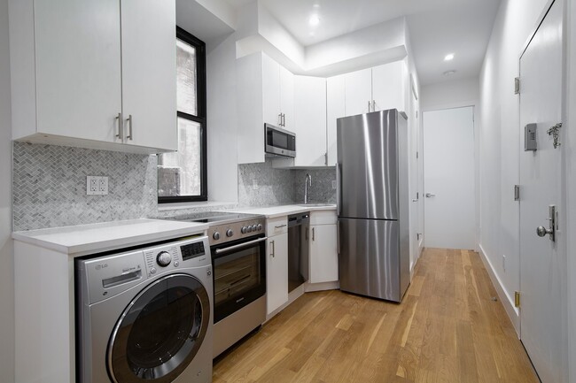 Photo - 252 Broome St Apartment Unit 1