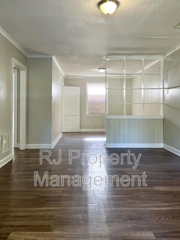 Photo - 809 Juliet Ave
