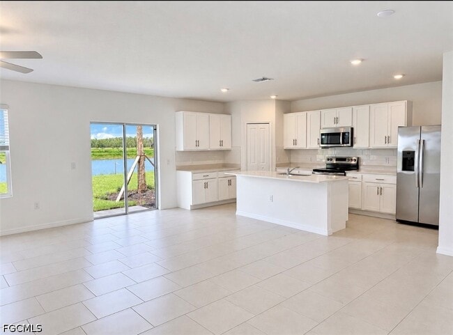 16042 Palos Verdes St