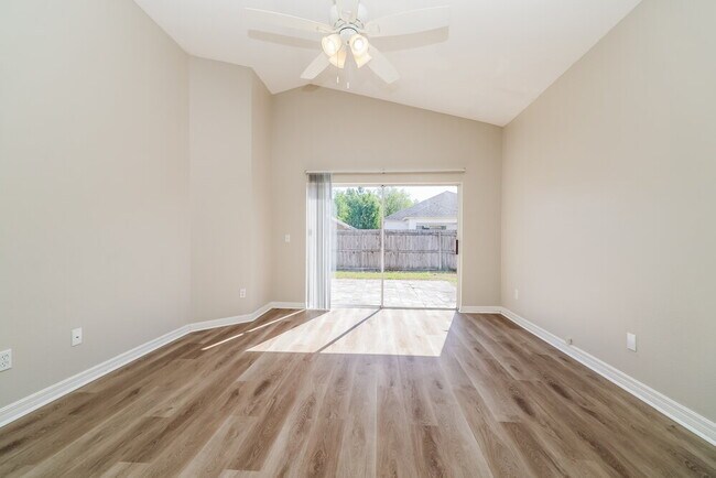 Photo - 7862 Bristol Park Dr