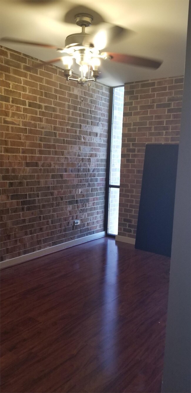 Photo - 2933 Baltimore Ave