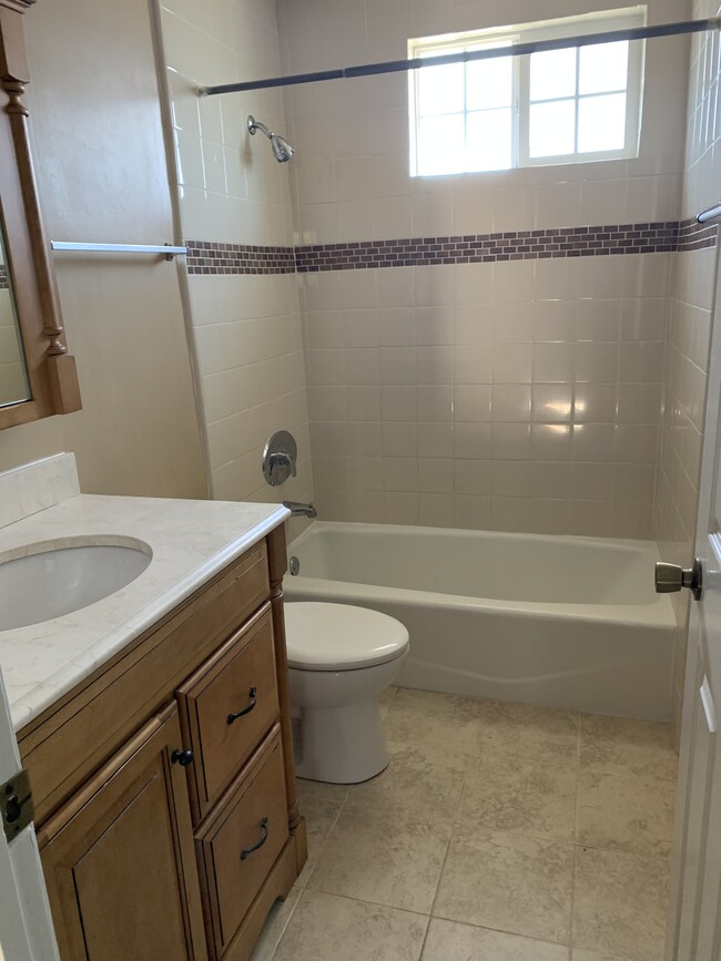Photo - 15624 Freeman Ave Unit 15624