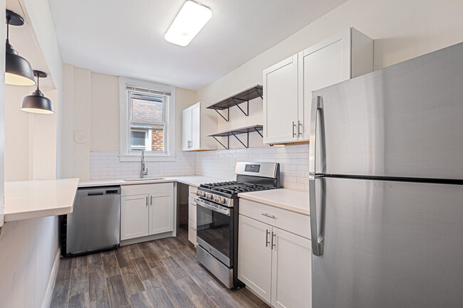Photo - 1138 Illinois Ave Townhome
