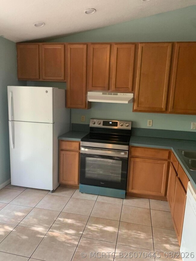 Photo - 1491 Hawthorne Pl
