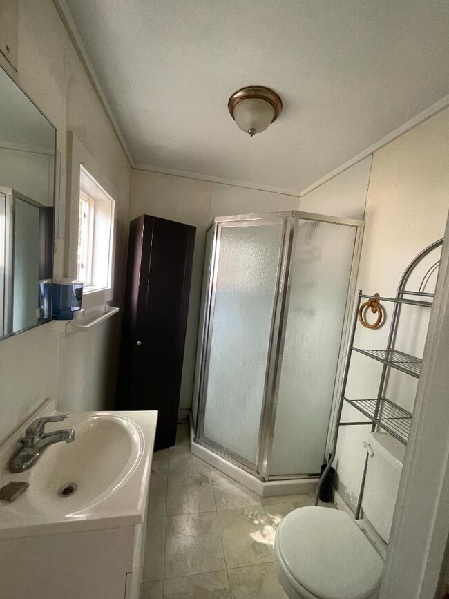 Photo - 211 W Elm Ave