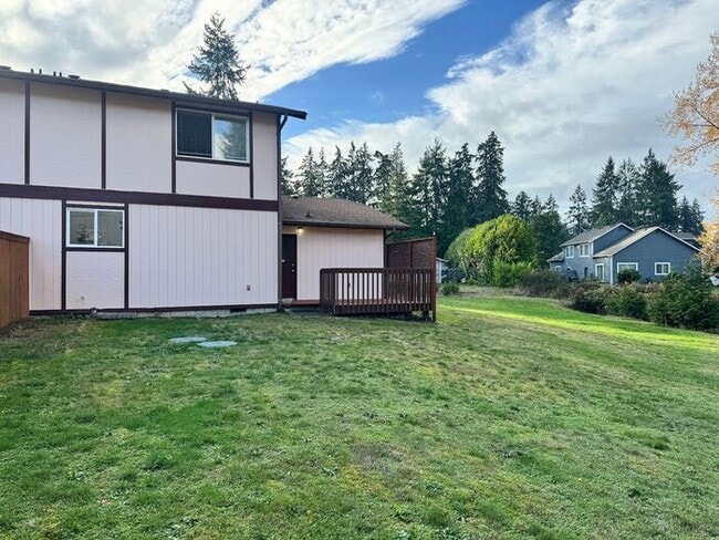 Photo - Inviting 2 Bedroom, 1.5 Bath Townhouse Dup...