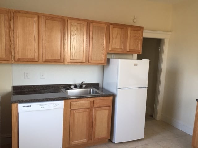 Building Photo - 9 Egremont Rd Unit 11