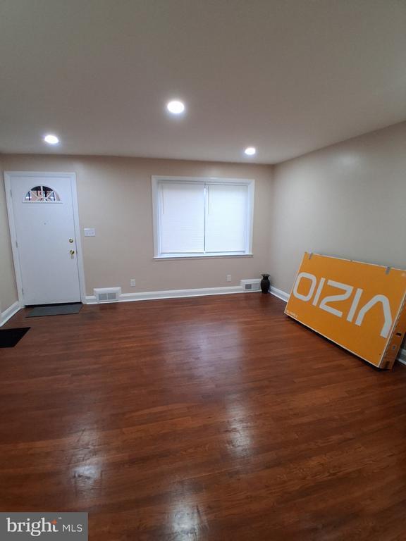 Photo - 1575 Stonewood Rd