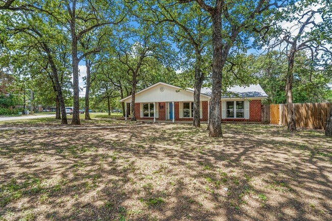Photo - 514 Canyon Ridge Dr