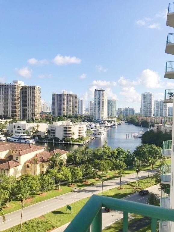 Photo - 19900 E Country Club Dr Unit 1020