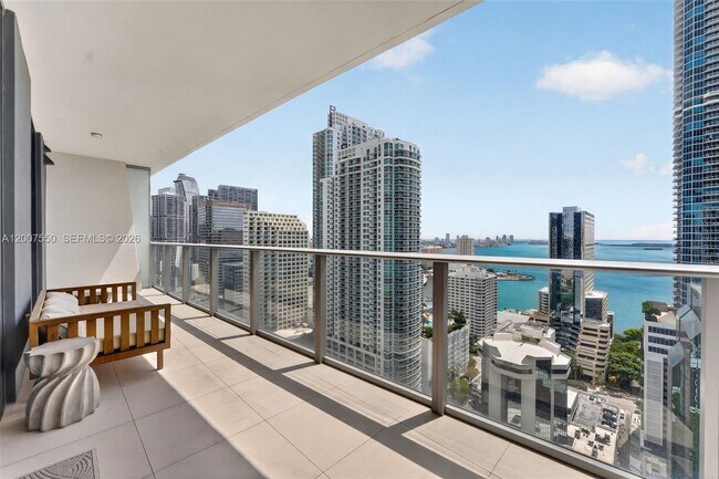 Building Photo - 1010 Brickell Ave Unit 3004
