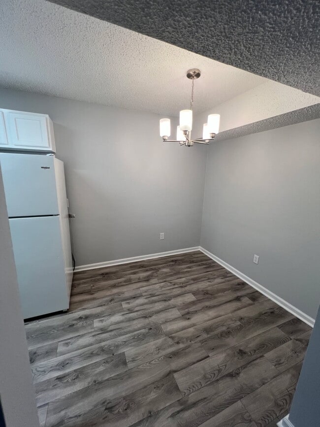 Dining - 6337 Quinn Dr Unit A