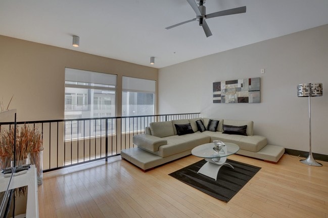 Photo - Loft 5 Apartments