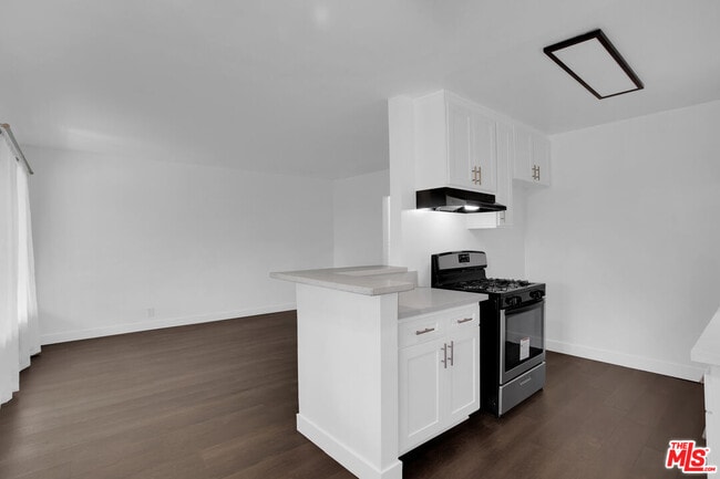 Photo - 1100 W Glendon Way