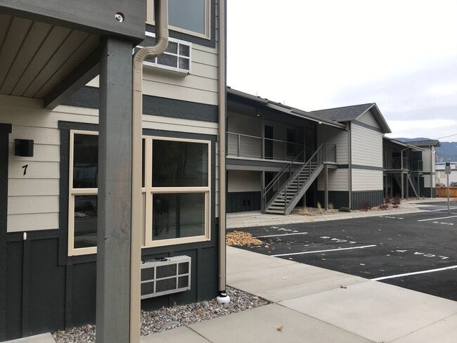 Photo - $1295.00/ Brand new 1 bedroom 1 bath condo