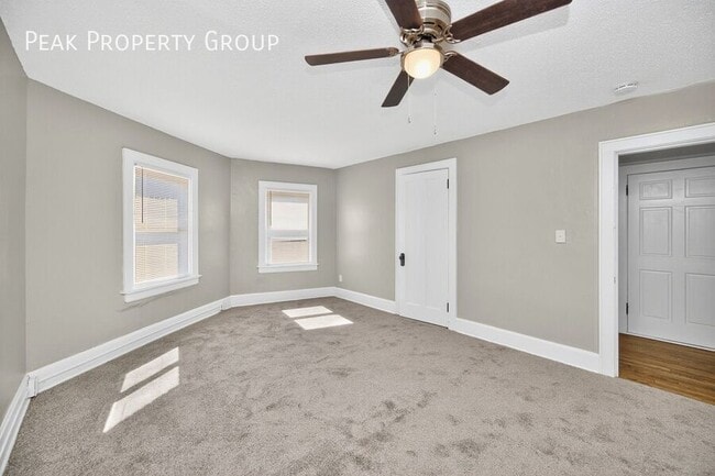 Photo - 1772 Williams Ave Unidad 11