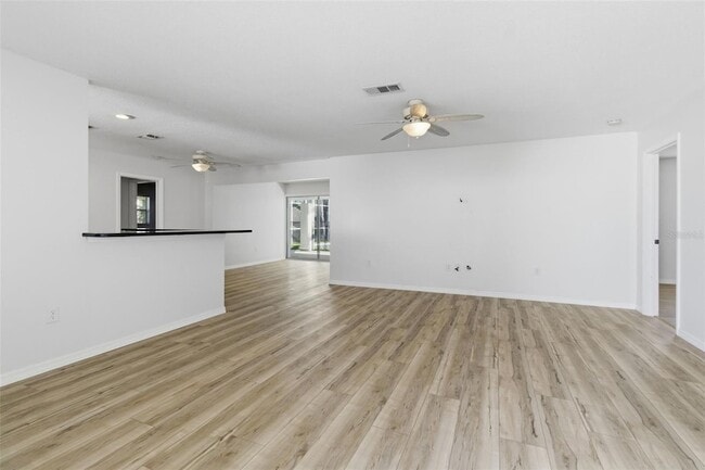 Photo - 5223 Shadow Lawn Dr