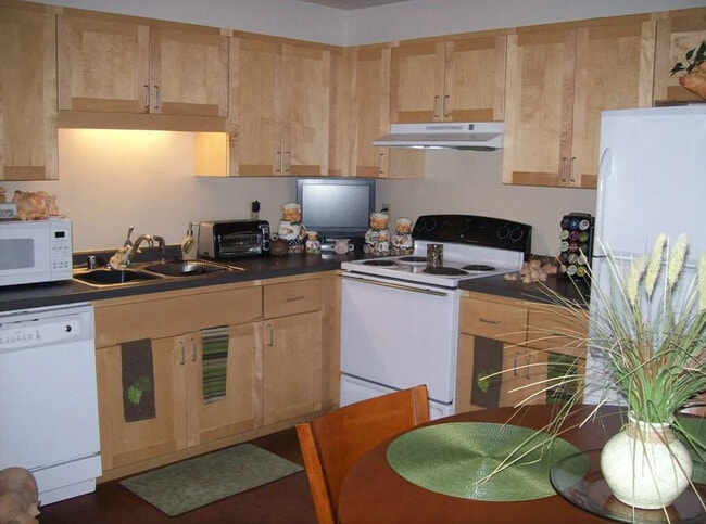Glenbrook Apartments