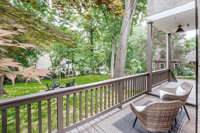 Photo - 126 Maywood Ln