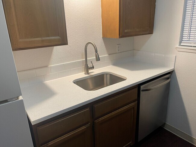 Photo - 1003 E Jackson Ave Unit 1007