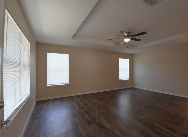 Photo - 2529 Westminster Dr
