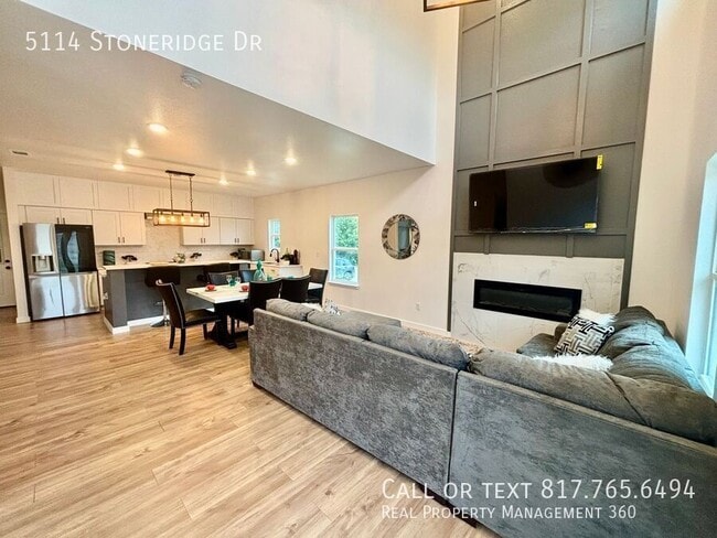 Building Photo - 5114 Stoneridge Dr Rental