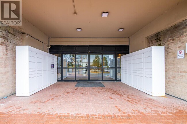 Photo - 3390 Weston Rd Unit 902