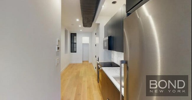 Photo - 77 E 3rd St Apartamento Unidad 11A