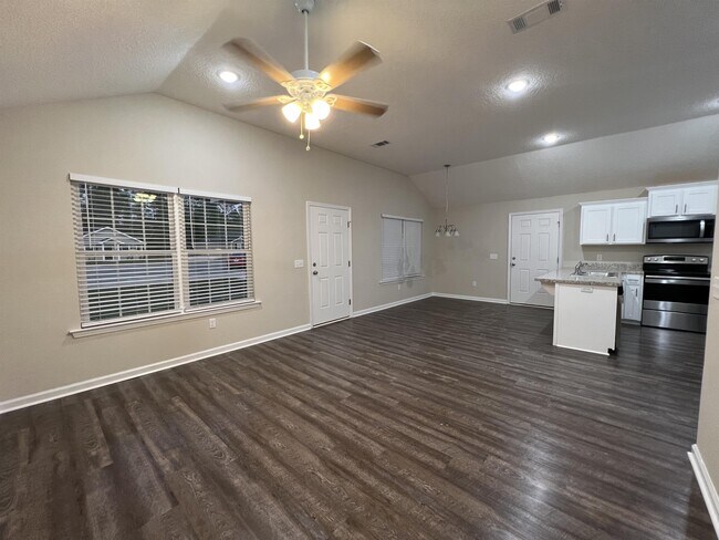 Photo - 127 Villa Rd