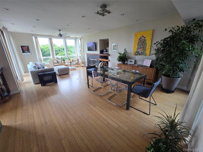 Photo - 100 Nantwick St