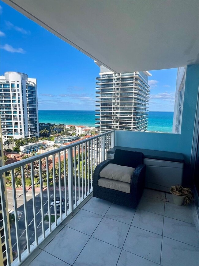 Photo - 5838 Collins Ave Unit 14D
