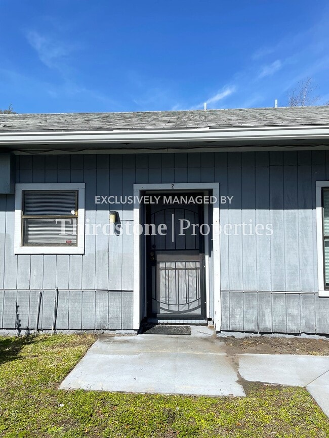 Building Photo - 5128 Indian Lakes Ct