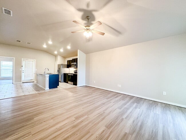 Photo - 13803 Quanah Ave