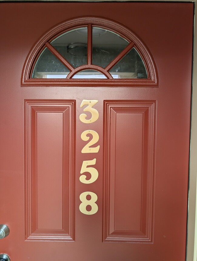 Photo - 3258 Continental Dr