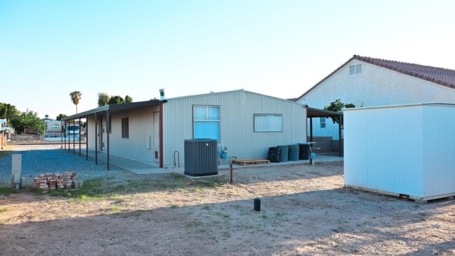 Building Photo - 10584 E Amber Dr