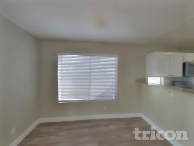 Photo - 5646 Roundrock Dr