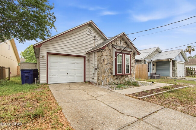 Photo - 2108 High Ave