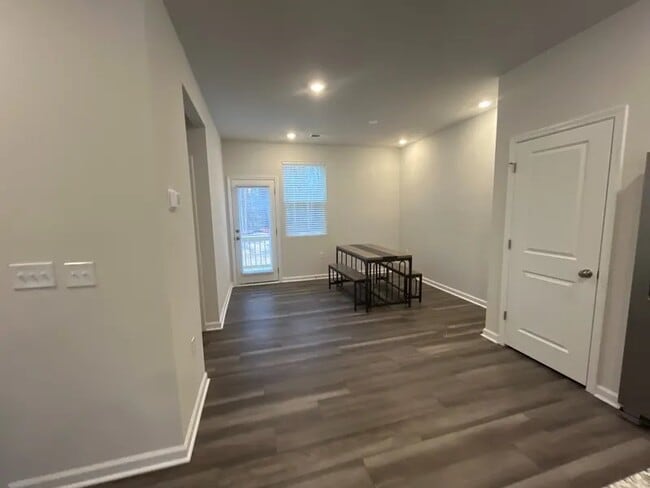 Photo - 2529 Chert Ln