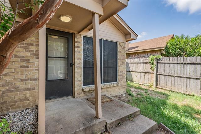 Photo - 2605 Woodmont Trail Townhome