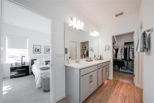 Photo - 613 Dogfish Ln