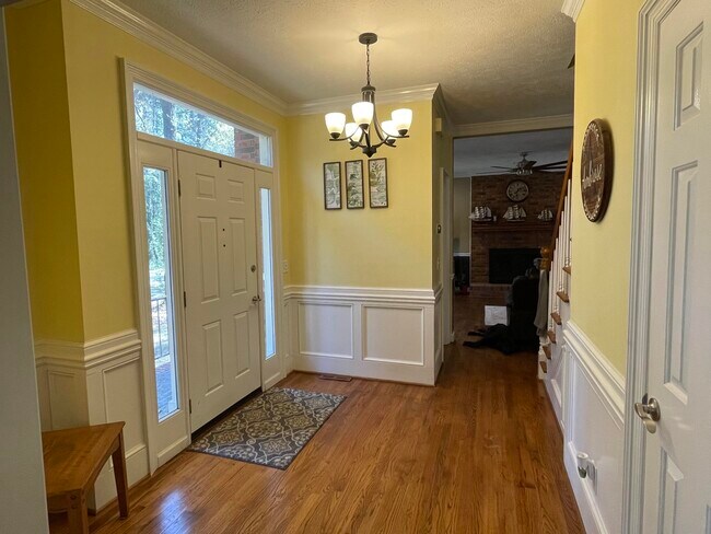 Photo - 1395 Woodbine Rd